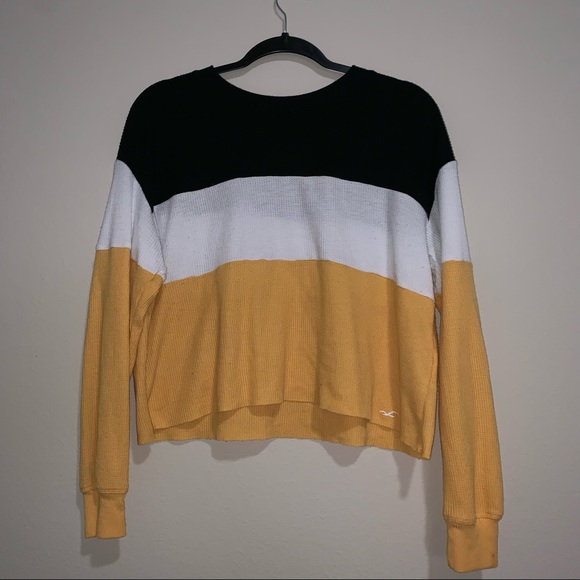 Hollister Boyfriend Tee - Picture 2 of 4